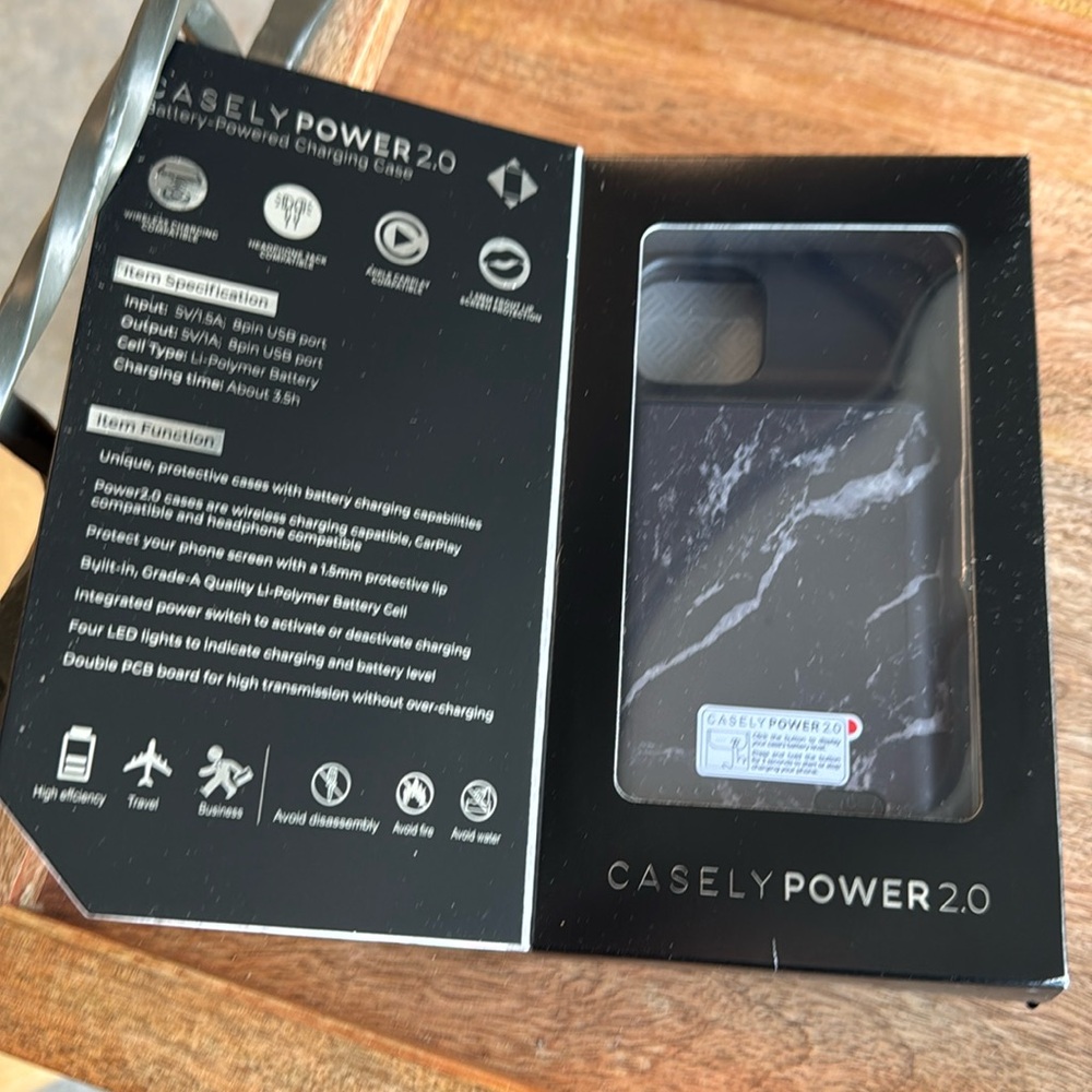 Casely power 2.0 charging case NWOT iPhone 11 Pro